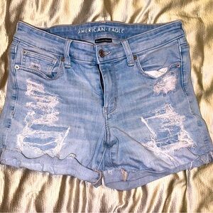 American Eagle Outfitters Women's Light Wash Distressed Jean Shorts
